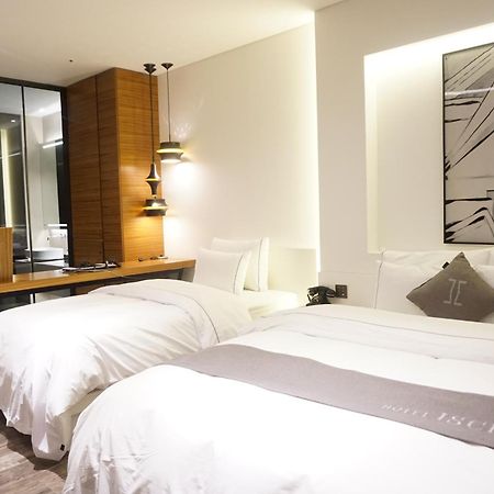Ischia Hotel Yongin Zewnętrze zdjęcie