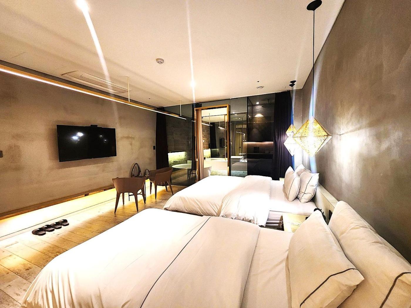 Ischia Hotel Yongin Zewnętrze zdjęcie