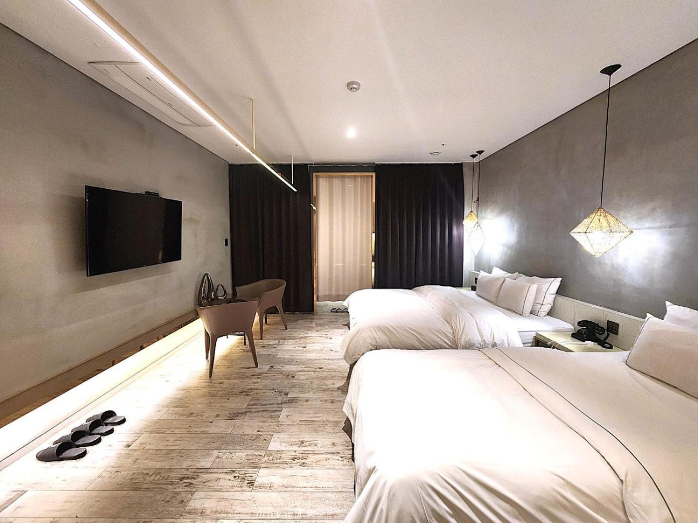 Ischia Hotel Yongin Zewnętrze zdjęcie